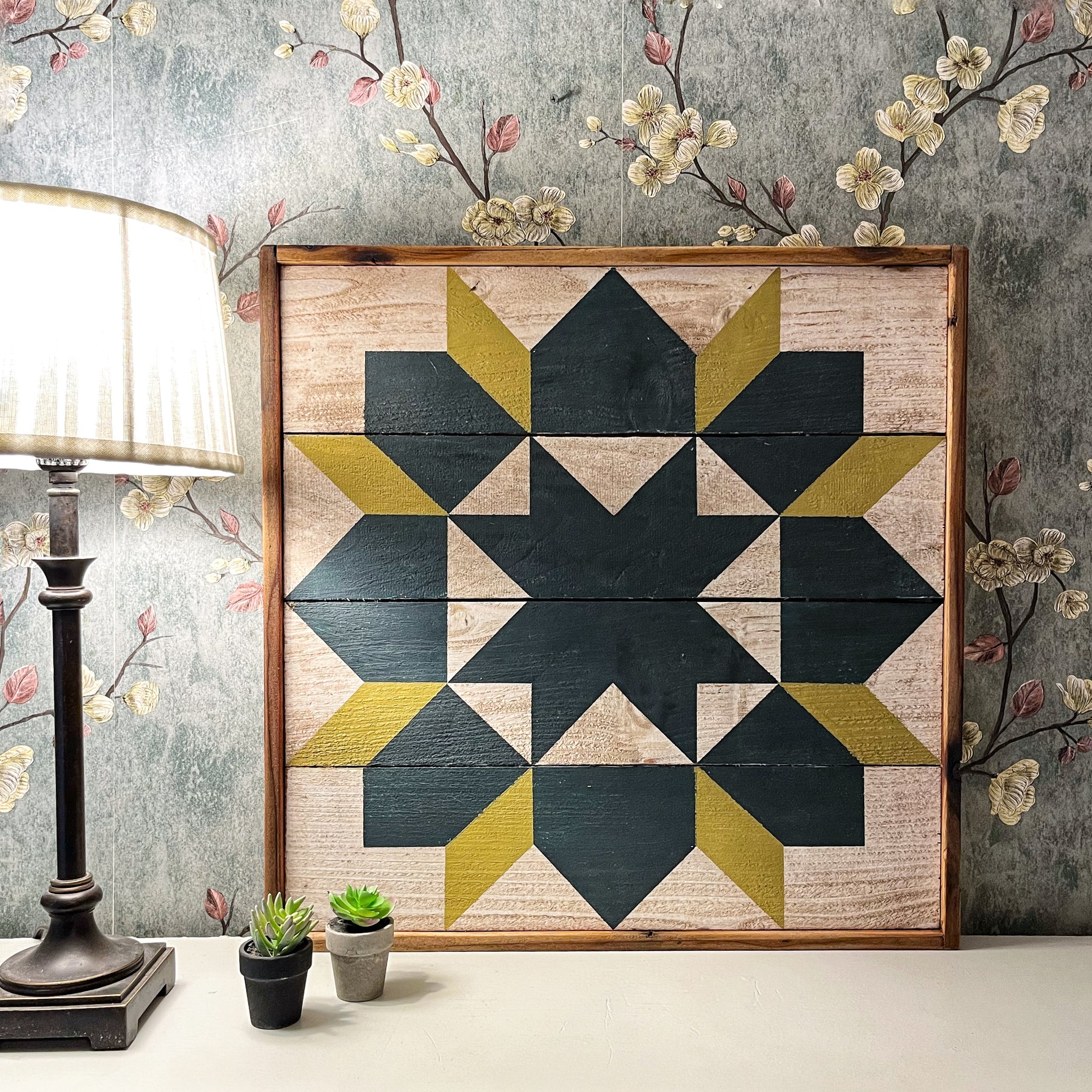 Swoony Star Barn Quilt