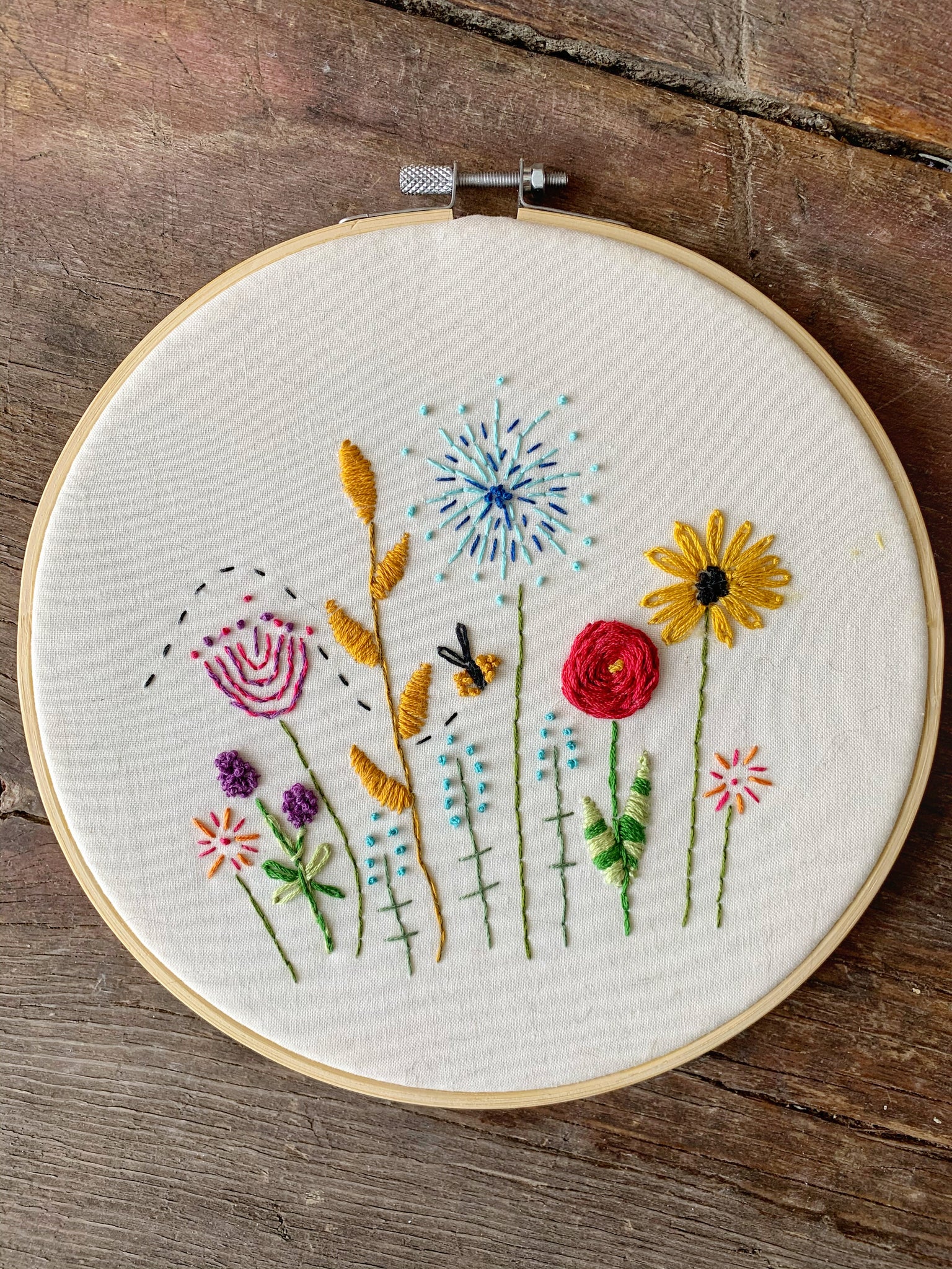Field of Flowers Hoop-art Embroidery Kit